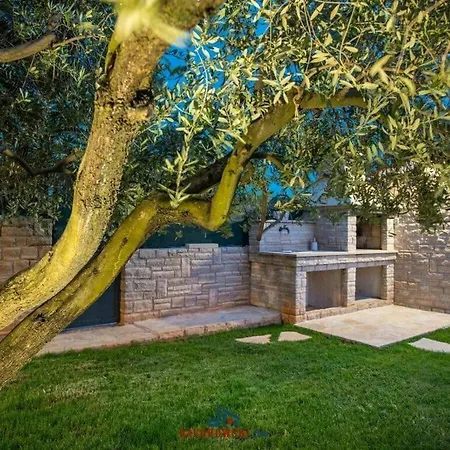 Villa Pietra Comfortable
